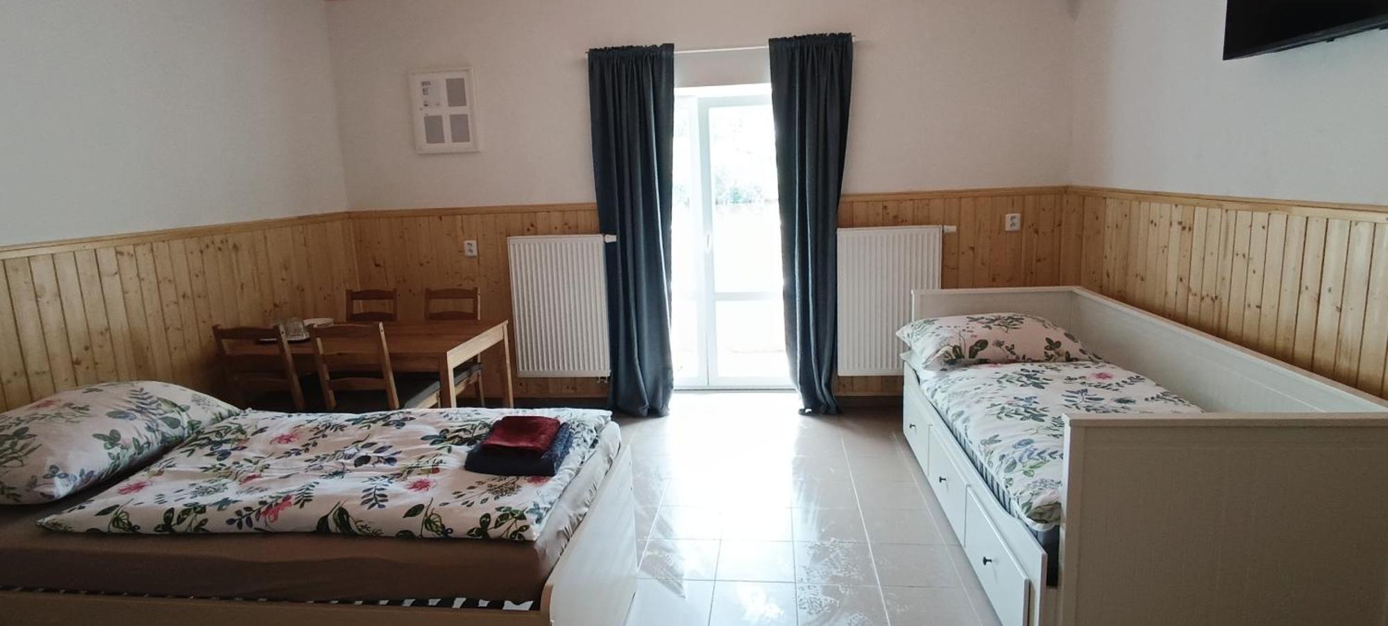 Ubytovani U Tajcu Dolni Berkovice Ngoại thất bức ảnh